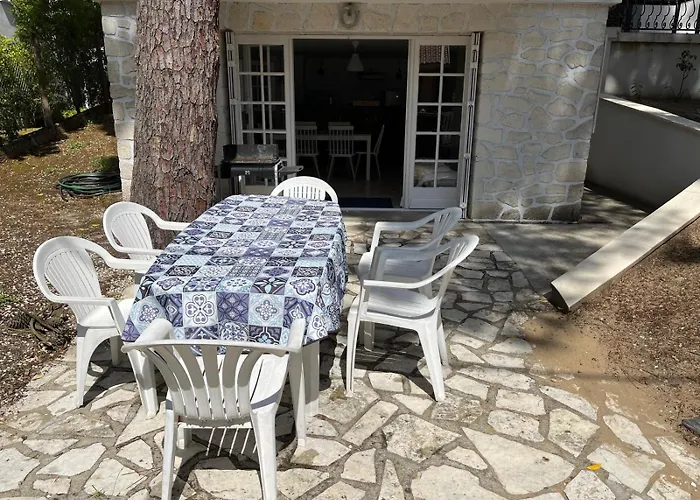 بيت للعطل El Nido